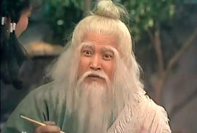 同是天下五绝, 洪七公一生杀231人, 为什么黄药师从没杀一人?