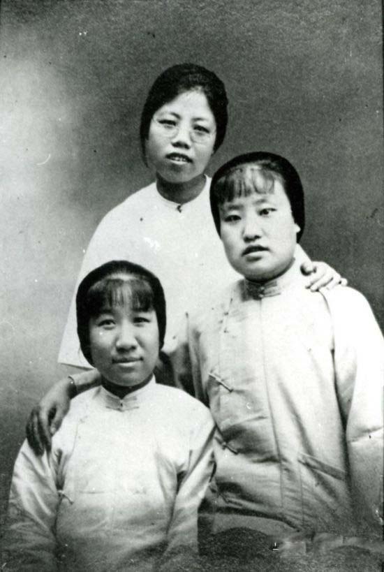 我党唯一一位正国级女领导人, 但她的遗嘱有一项却无人敢照做