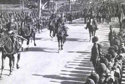 原子弹爆炸后, 日本军部根本不慌, 准备继续战争