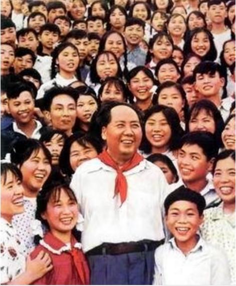 當年與毛主席合照的少年男女, 成了夫妻, 稱最感謝的是主席