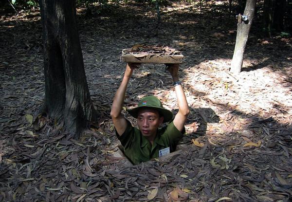 越南人当年做的陷阱, 看着就脚疼