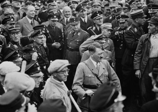 希特勒屠杀犹太人三大原因, 希特勒为何称中国人是特殊人种?