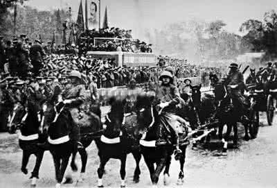 原子弹爆炸后, 日本军部根本不慌, 准备继续战争