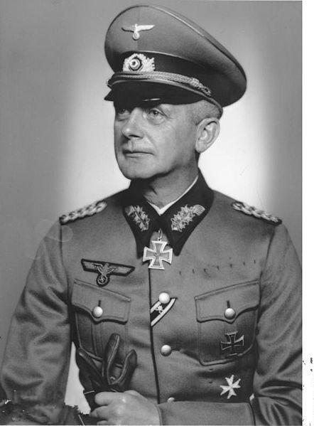 希特勒为什么要帮中国打日本?