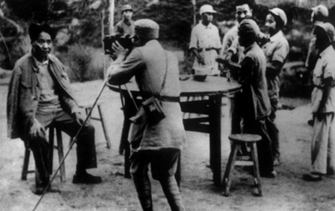 中将死后毛主席做媒, 元帅娶了中将的妻子, 结果中将死而复生