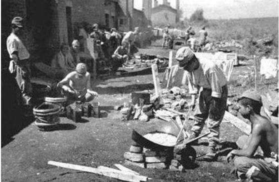 在西伯利亚的日军战俘最好的工作: 愿捡土豆也不愿意去女澡堂工作