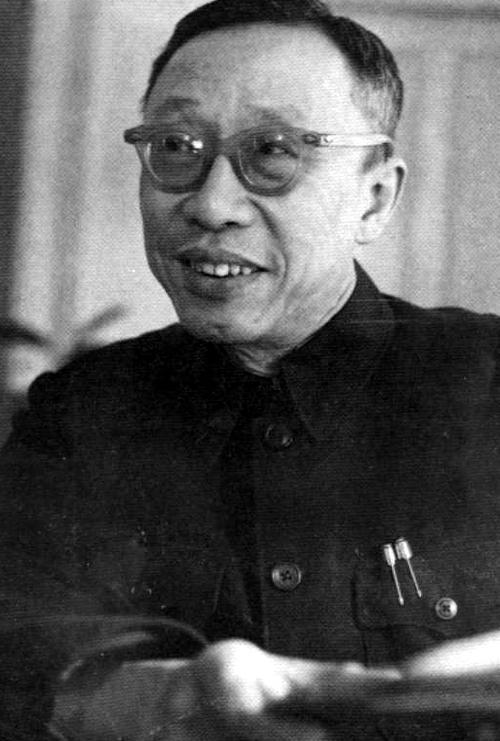 爆笑: 历代皇帝在一个QQ群里聊天, 这谁都不服谁啊