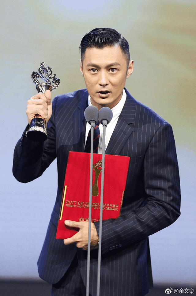 余文乐情场得意傍千金秘密大婚, 可惜名下潮牌抄袭传闻不断, 网友: 难双全!