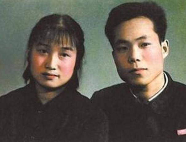 當年與毛主席合照的少年男女, 成了夫妻, 稱最感謝的是主席