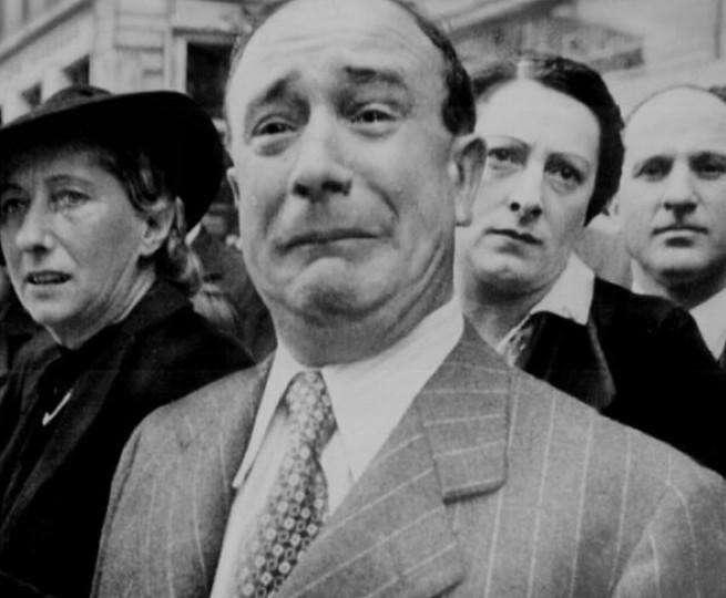 人类历史上那些悲痛欲绝的历史瞬间，泪点低的请慎入