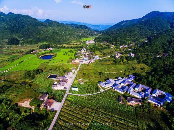 中國新農村, 四川巴中空中顏值