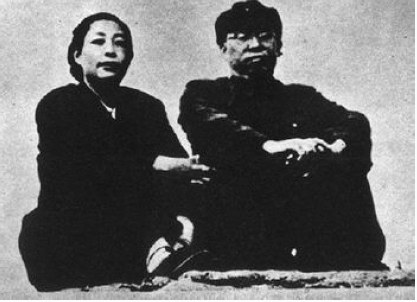 中将死后毛主席做媒, 元帅娶了中将的妻子, 结果中将死而复生