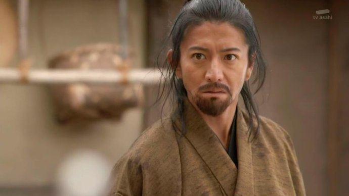 日本的剑圣是宫本武藏, 那么中国历史上的剑圣是谁?