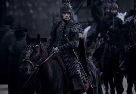 他比赵云、马超、黄忠更有资格入五虎将, 却被诬陷谋反, 实在是冤