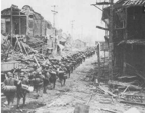 淞沪战场上为啥国军伤亡惨重, 防线步步后移?