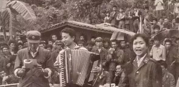 对越自卫反击战, 极为珍贵照片