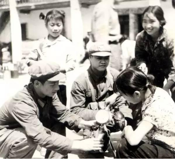 对越自卫反击战, 极为珍贵照片