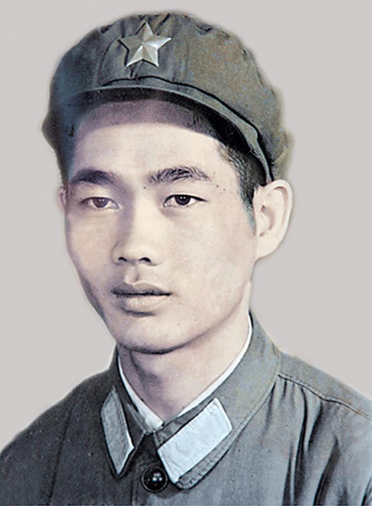 对越自卫反击战英雄谱: 对越自卫反击战中牺牲的一级战斗英雄们