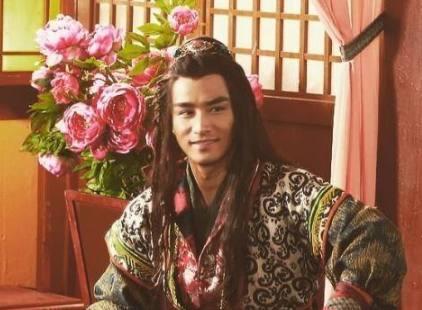 三国中最悲惨的官二代, 父亲五虎战将, 母亲却沦为玩物