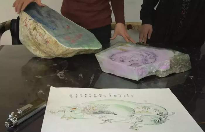 奥运鸟巢推出《百鸟朝凤·凤还巢》翡翠臻品,纪念奥运十周年 奥运鸟巢推出《百鸟朝凤·凤还巢》翡翠臻品,纪念奥运十周年