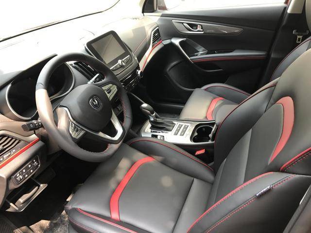 三十岁成家立业，长安新CS55撑起事业与家庭