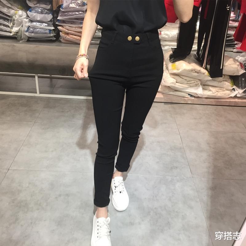 显瘦百搭黑色打底裤,学我媳妇这样穿打底裤,舒适又柔软