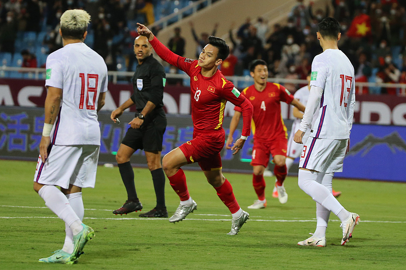 国足|世预赛：中国男足VS沙特，一场输赢都会被骂的比赛，CCTV5直播！