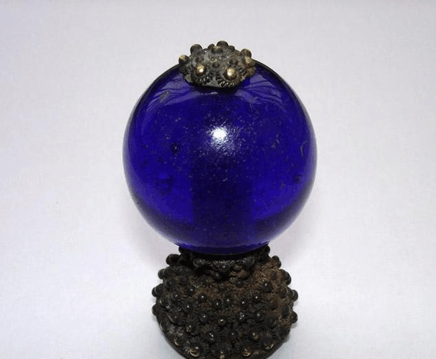 清朝官帽上的"宝石"有什么用? 绝不是为了好看