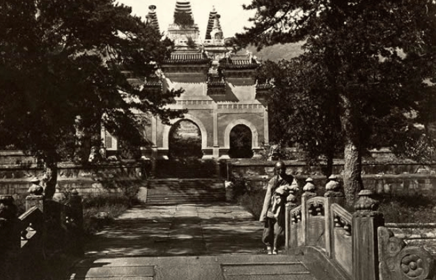 英国人拍摄的北京老照片: 没想到以前的北京是这样的