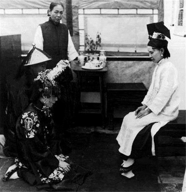 罕见老照片: 晚清大户人家嫁女全过程, 看起来竟有点像恐怖片