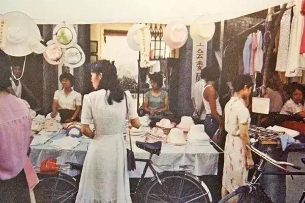 1980年代中国老照片, 很多人都没有经历过