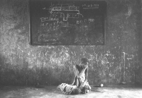 人类历史上那些悲痛欲绝的历史瞬间，泪点低的请慎入