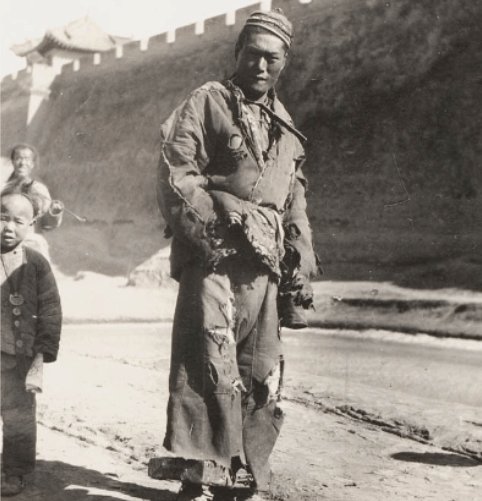 美国人拍摄的晚清时期西安: 没想到晚清时的西安那么的荒凉