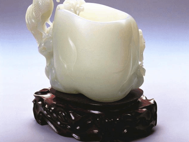 不要轻易找人为您的玉器“估价”