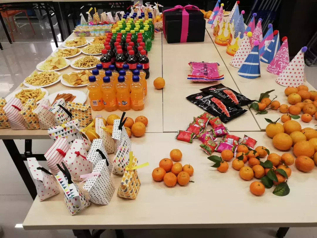 畅想生日会,狂欢圣诞节 | 准度科技12月集体生日会,融融一家亲! 畅想生日会,狂欢圣诞节 | 准度科技12月集体生日会,融融一家亲!