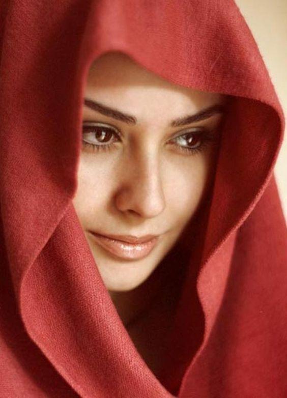 为什么大家都喜欢伊朗美女?