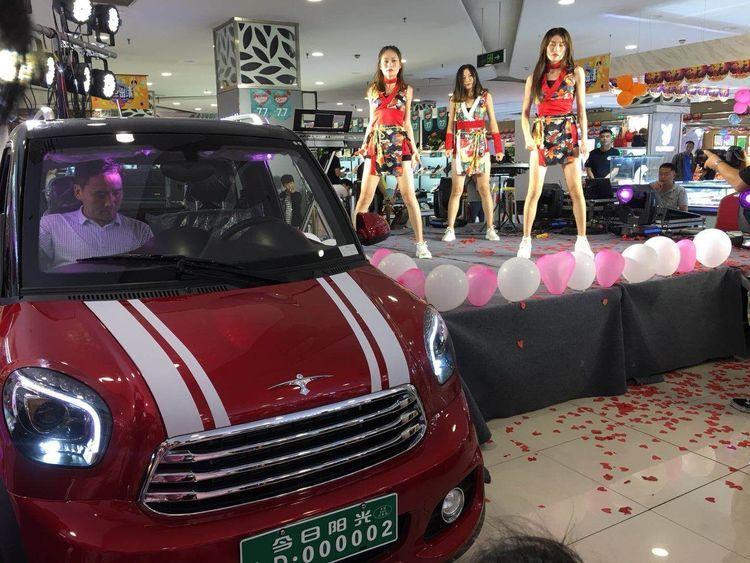 今日阳光限定版M1-60v标配版限时发售 现场惊爆价格仅29980元