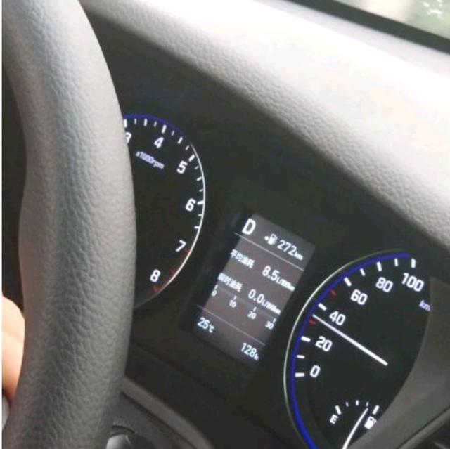 汽车头条 - 1.5T的车子加200块油只跑了200公