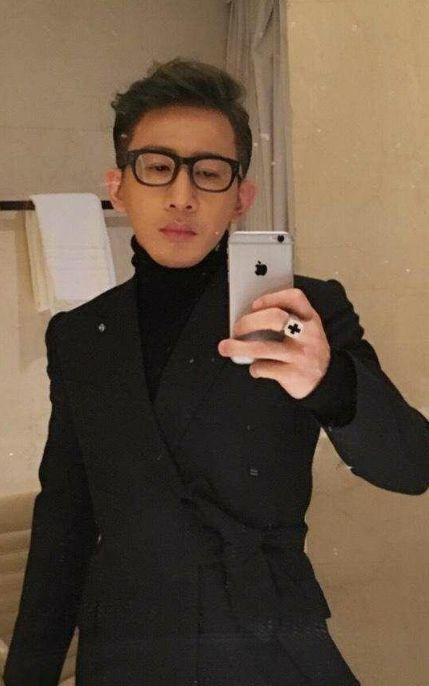 刚走红就作死毁前程的4大明星, 网友: 最后一位早该封杀