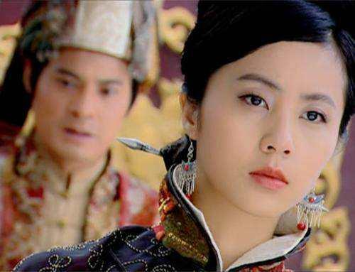 她夺走胡歌的荧屏初吻, 一年后却只能演胡歌丈母娘, 网友直呼太悲催