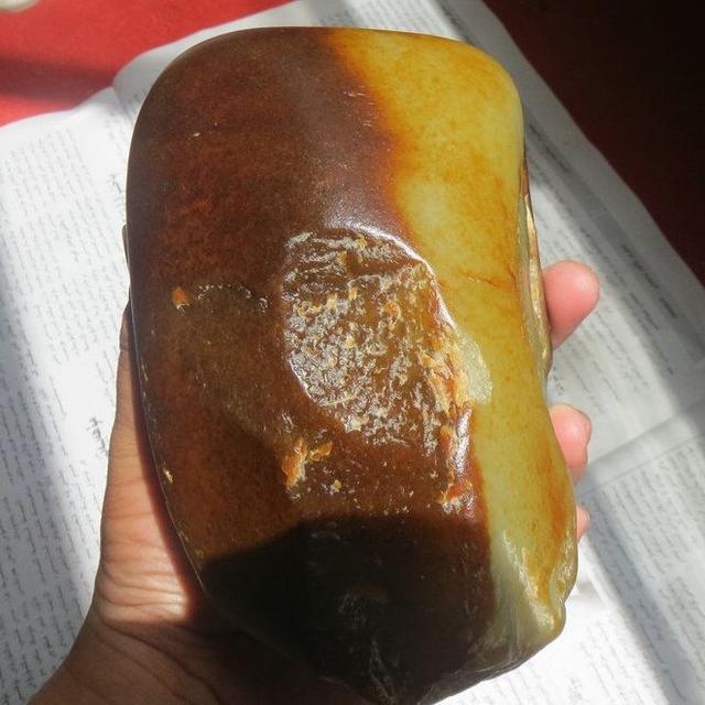 任性! 赌石赌出2500万巨债