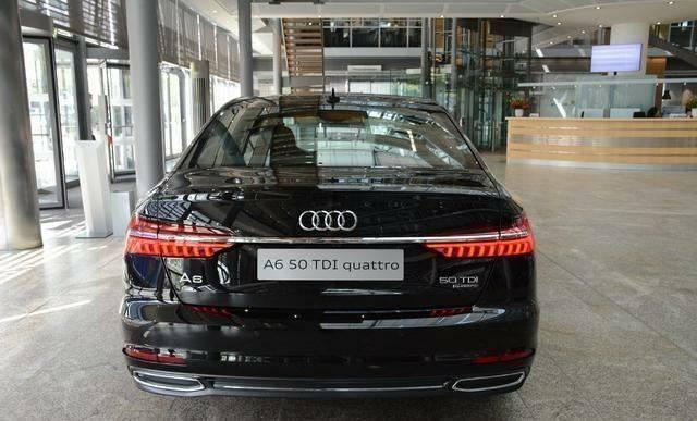 全新奥迪A6夜间内饰效果, 媲美A8, 美得不像话, 奔驰E真比不了