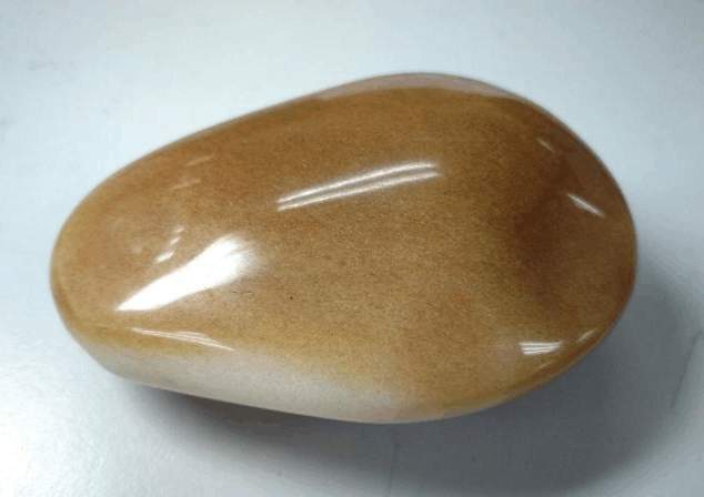 前有玉石垒猪圈, 后有和田玉砌鸡窝, 这个村子到底什么来头