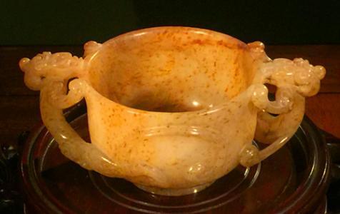 不是所有的文物都可以收藏, 不懂历史的人买回去会出事