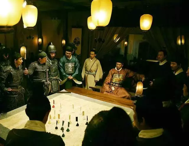 几千矿工打群架, 死伤几百, 却被此将军看上, 成中国最强军队之一