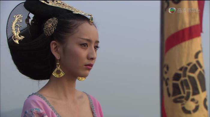 赵飞燕赵合德姐妹的汉宫韵事 赵飞燕赵合德姐妹的汉宫韵事