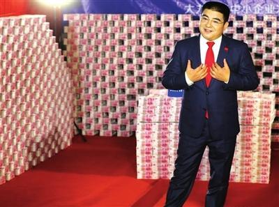 昔日首富“陈光标”身败名裂, 如今回家乡种地!