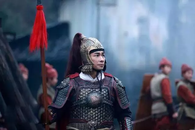 几千矿工打群架, 死伤几百, 却被此将军看上, 成中国最强军队之一