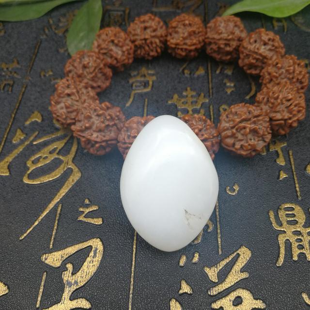 为了这块玉石, 他们赌上了一生