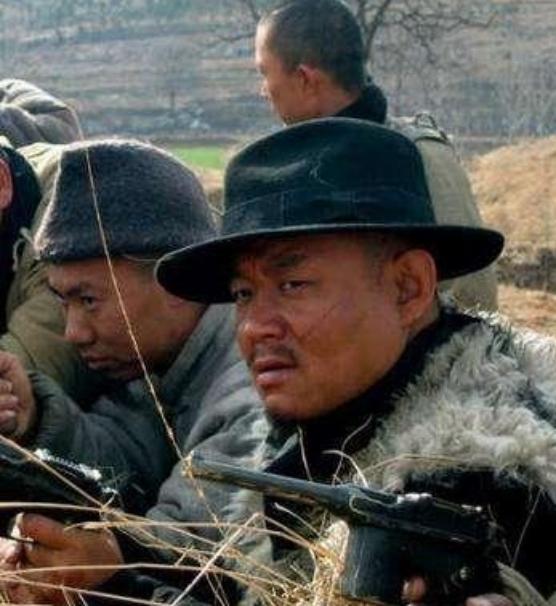 为害一方的悍匪, 成令日军闻风丧胆的抗日英雄